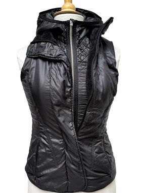 Lululemon Glacier Down Insulated Fleece Lined Puffer Vest With Hood Sz 4 Quilted